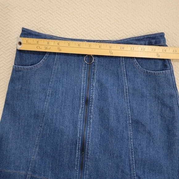 Dreamers Denim Skirt Zipper Front Mini Skirt with Pockets Size Small - Picture 9 of 11